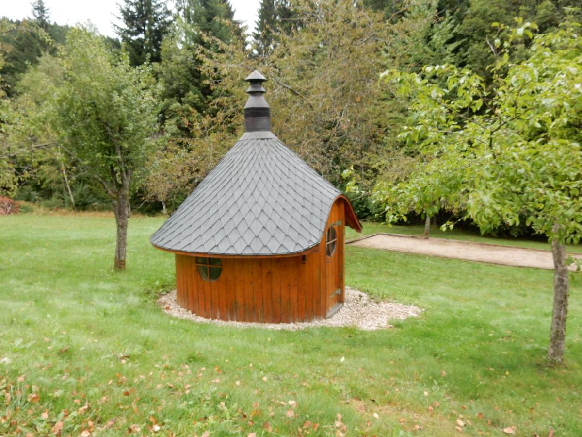 Charming Chalet In Ventron With Terrace Bilik gambar