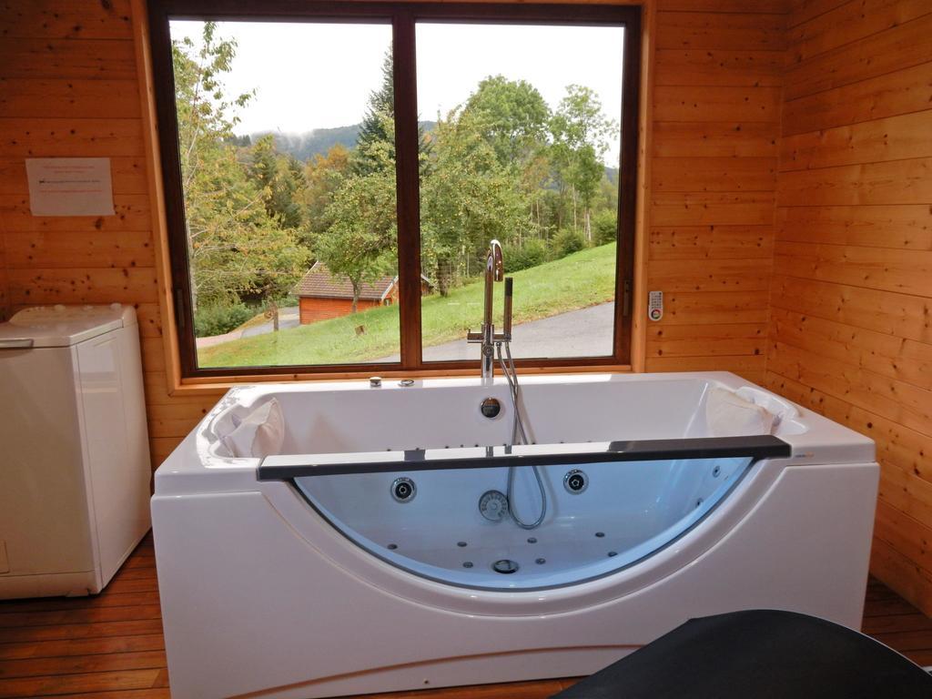 Charming Chalet In Ventron With Terrace Luaran gambar